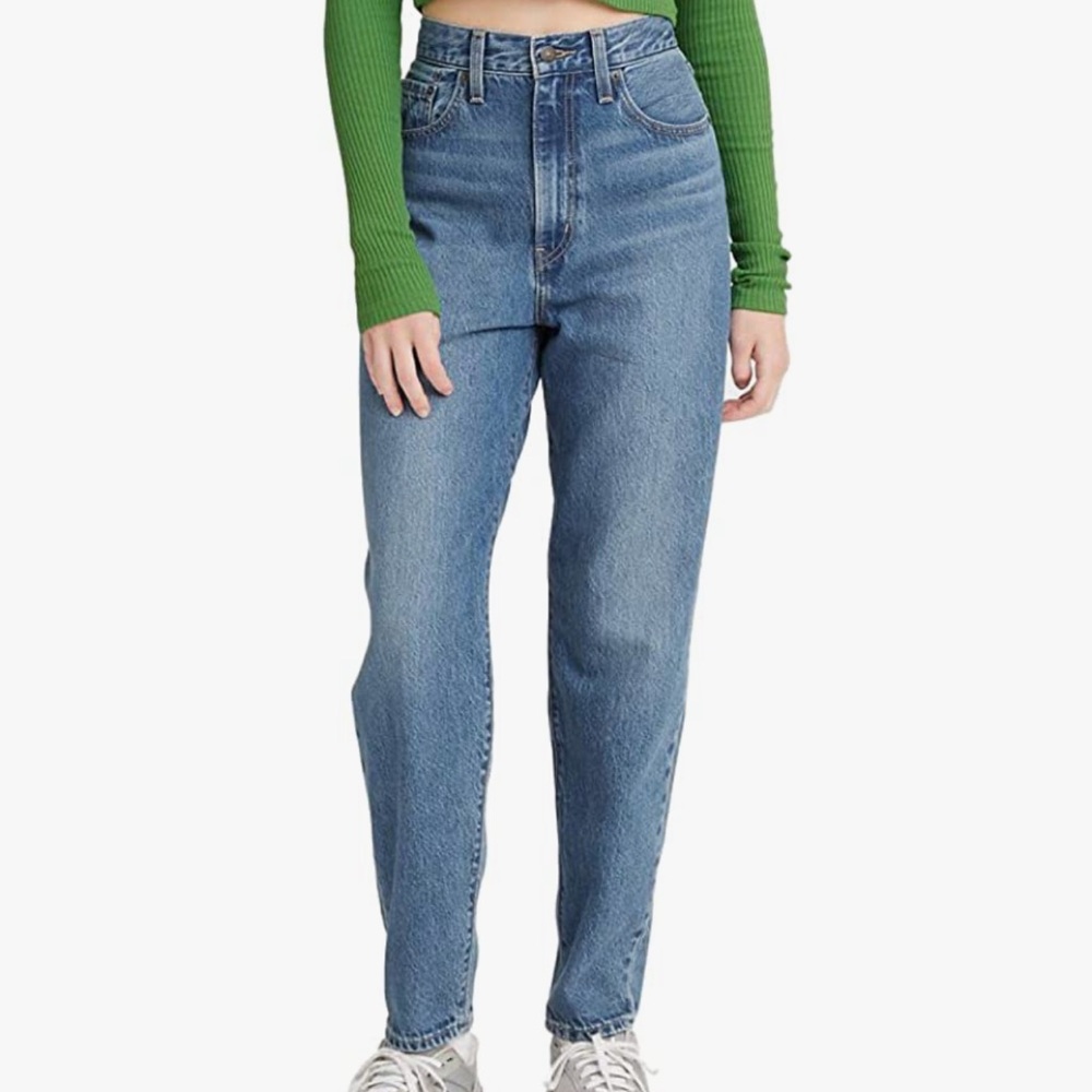 Levi's® Premium
HIGH LOOSE TAPER WOMEN'S JEANS. Medium indigo wash 27/29